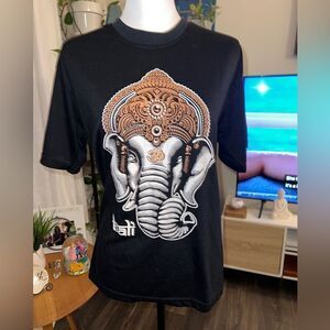 Cute Bali t shirt xl boys will fit ladies small or medium 15.00